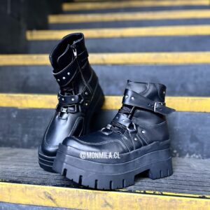 1.MONSTER/ COLECCION BASE TRIPLE